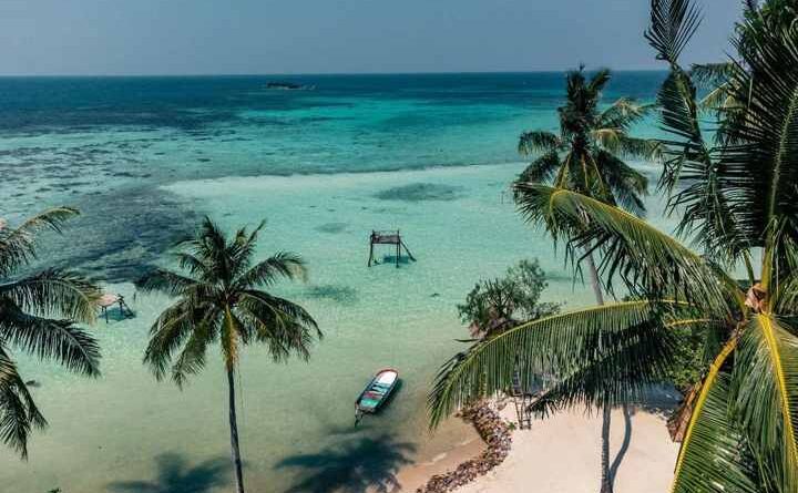 Pantai Bobby Karimunjawa: Surga Tersembunyi Di Karimunjawa