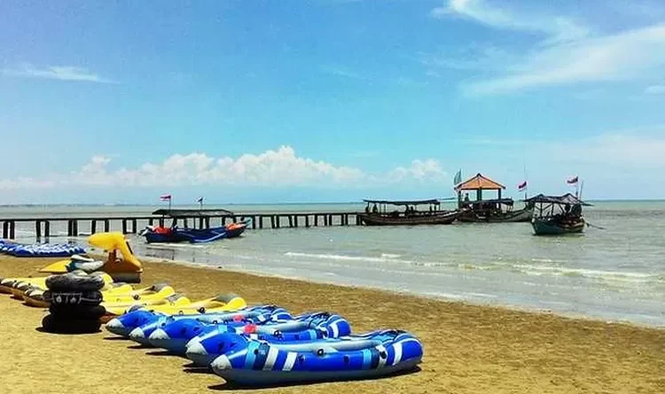 Pantai Karang Jahe Rembang: Tempat Liburan Yang Menenangkan