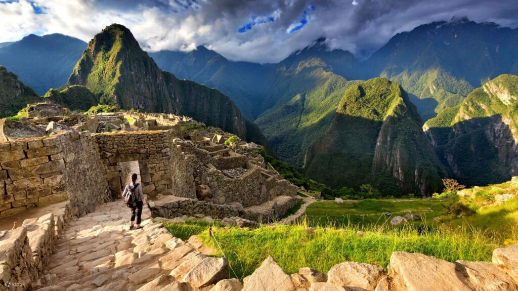 Mengungkap Misteri Perjalanan Kuno Arkeologi Machu Picchu