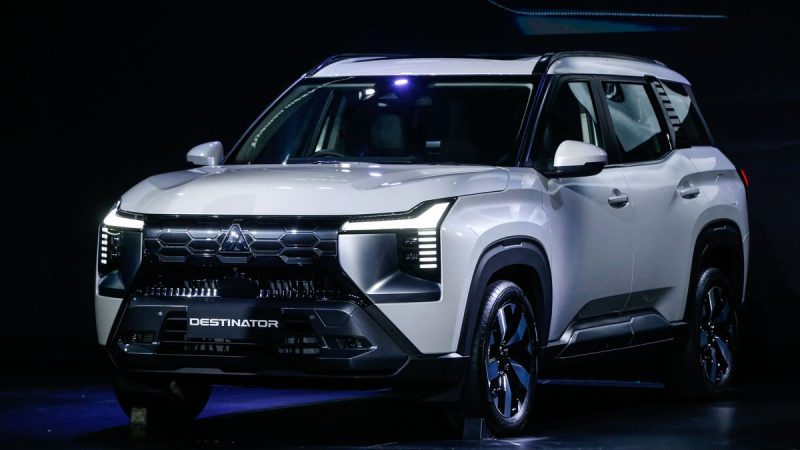 Mitsubishi Destinator