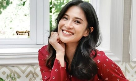 Dian Sastrowardoyo, Perjalanan Panjangnya Di Dunia Seni Peran