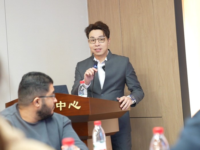 Richard Lee Berpotensi Dijemput Paksa Polisi, Ini Penjelasan Proses Hukumnya