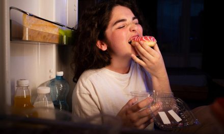 Kebiasaan Ngemil Punya Berbagai Dampak Pada Kesehatan