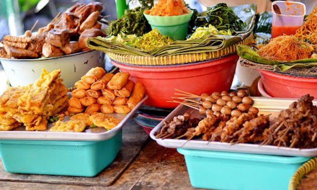 Street Food Nusantara, Murah, Enak Dan Kaya Cerita