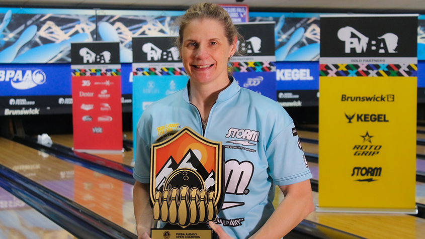 Atlet Bowling Wanita Asal Amerika Menjadi Inspirasi Banyak Orang