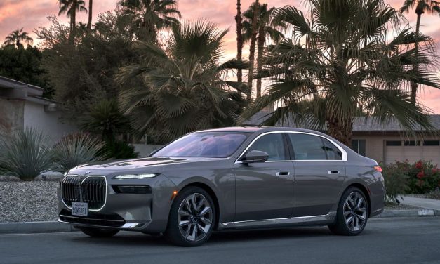 BMW i7 Sedan Listrik Mewah Dengan Inovasi Masa Depan