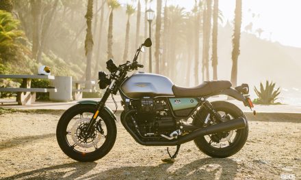 Moto Guzzi V7 Stone, Bergaya Retro Dengan Performa Tinggi